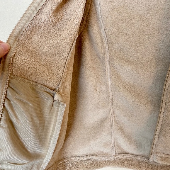 Avalanche Fuzzy Fleece Tan Vest Large - Picture 6 of 8